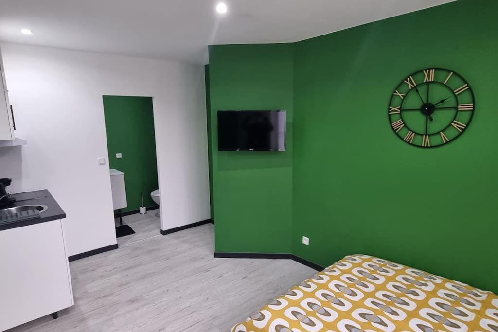 Studio Hibiscus Tout Confort, Renove Saint-Quentin  Exteriör bild